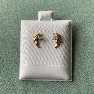 14K Gold Stud Earrings Opal Stone